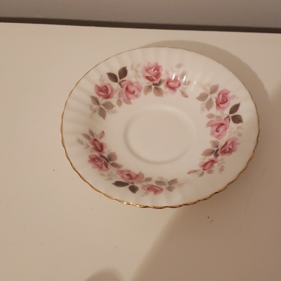 Grosvenor Bone China, Silver Rose - Picture 4 of 5